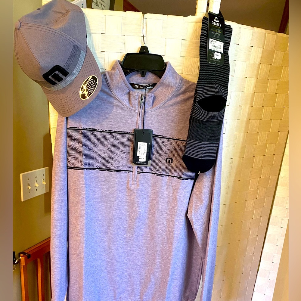 New Travis Mathew Bundle - Hat, Socks, Shirt size Large